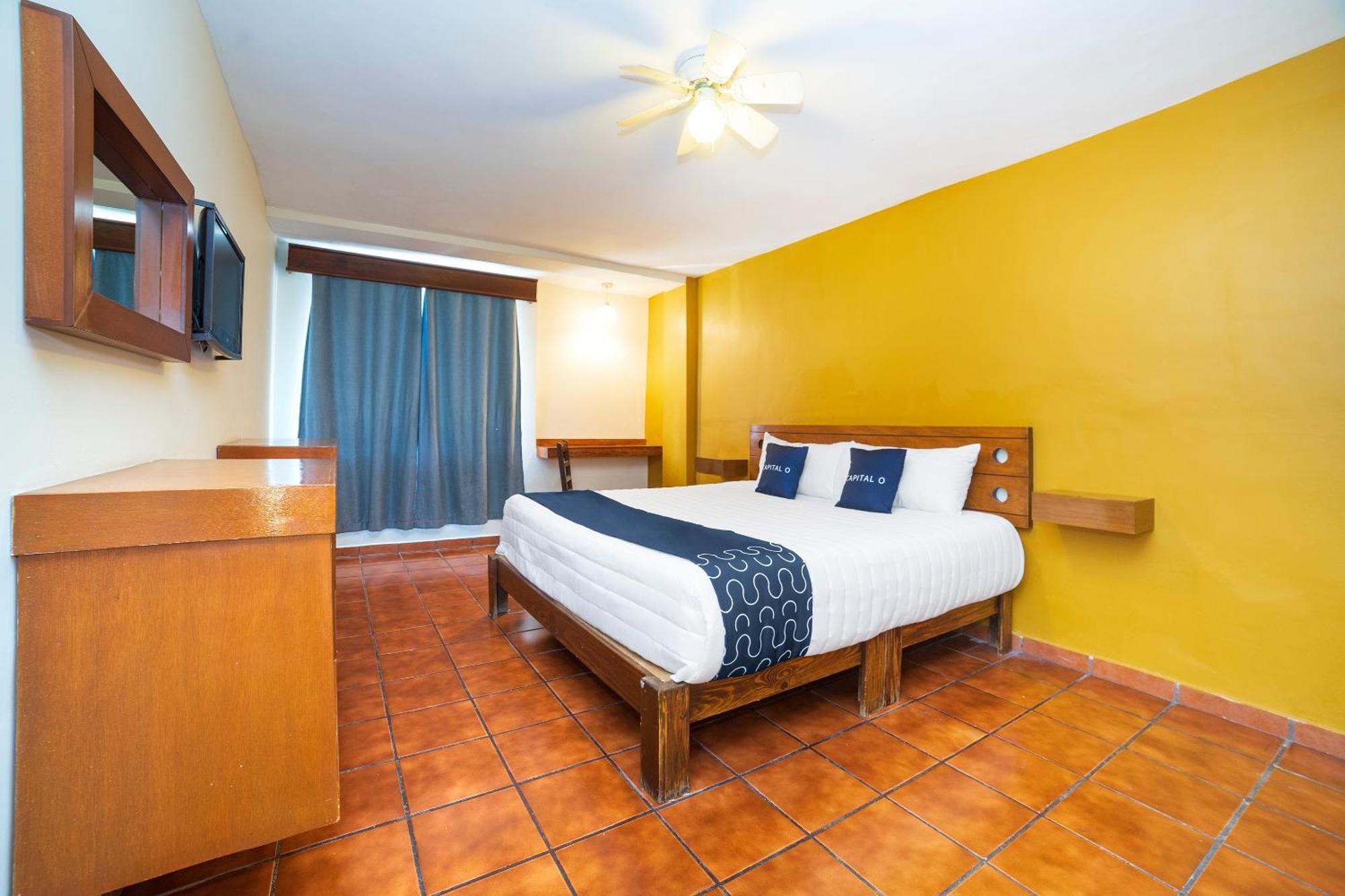 Capital O Hotel Casa Blanca Celaya  Eksteriør bilde