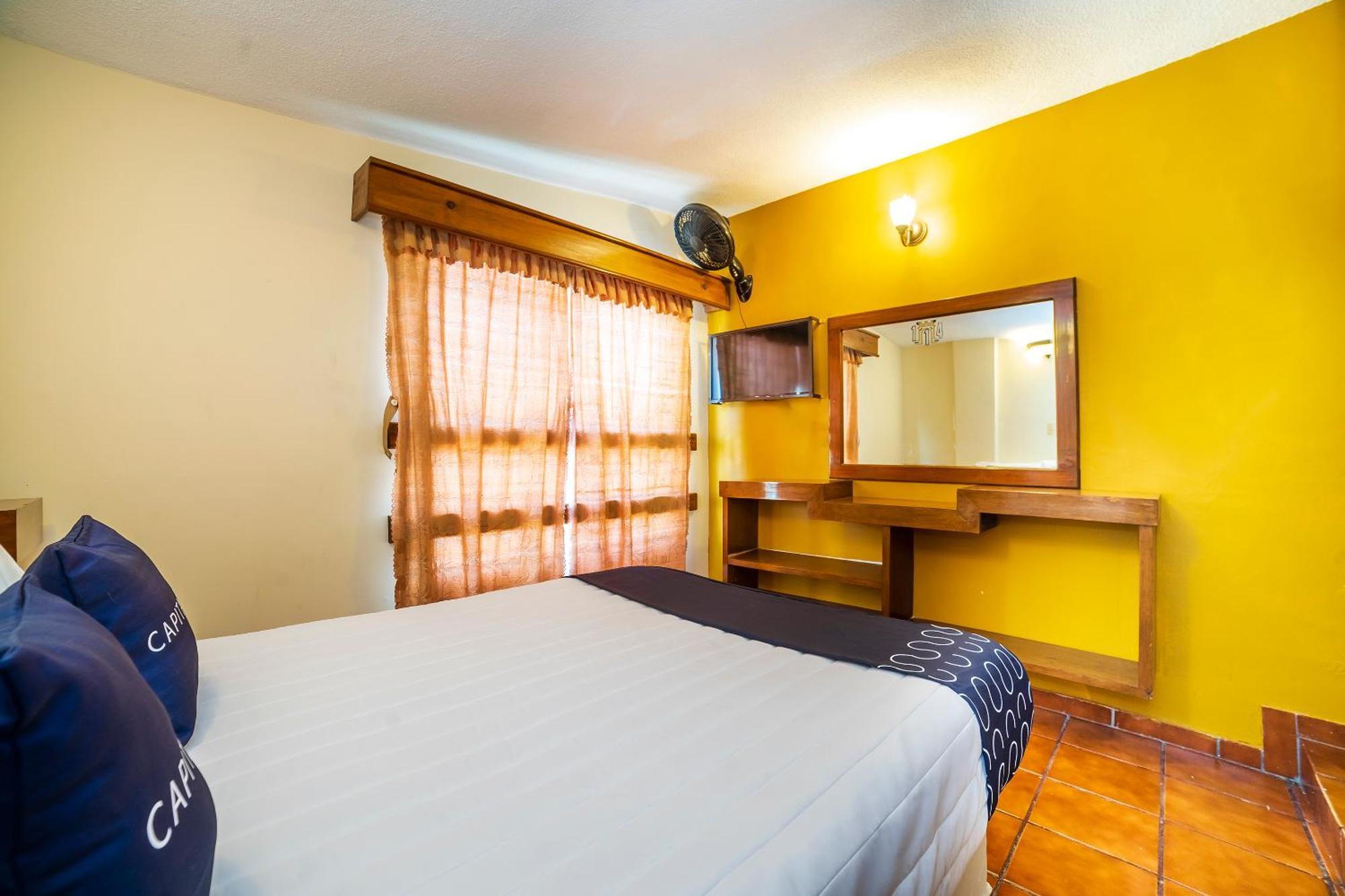 Capital O Hotel Casa Blanca Celaya  Eksteriør bilde
