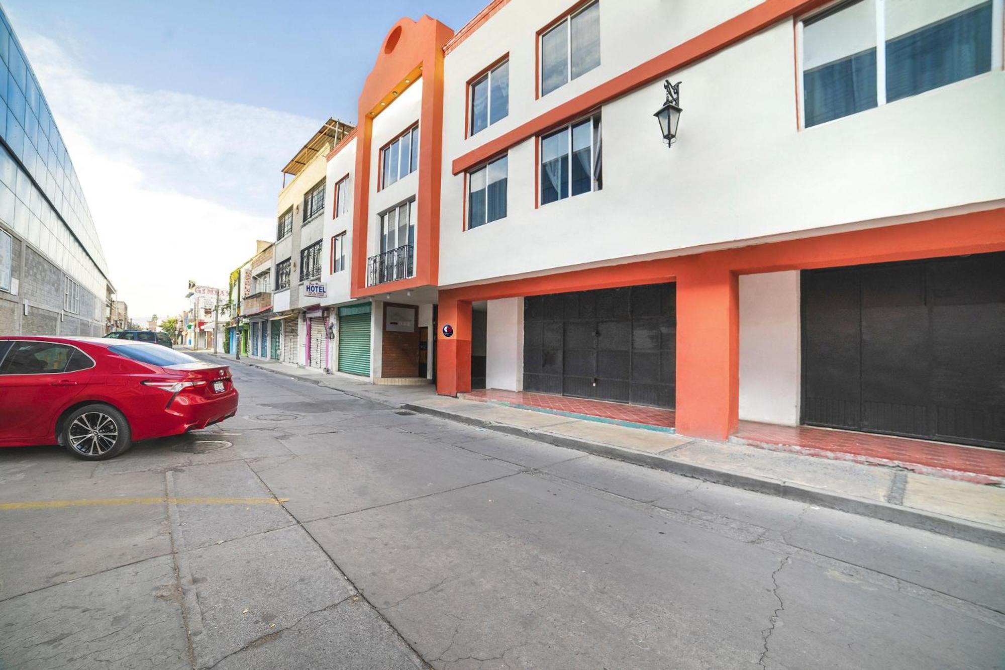 Capital O Hotel Casa Blanca Celaya  Eksteriør bilde
